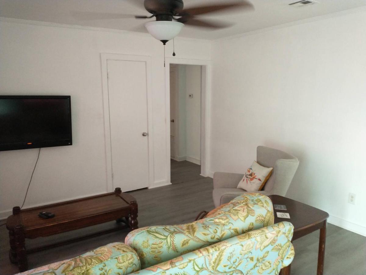 Welcome To Pineapple House! بينساكولا المظهر الخارجي الصورة